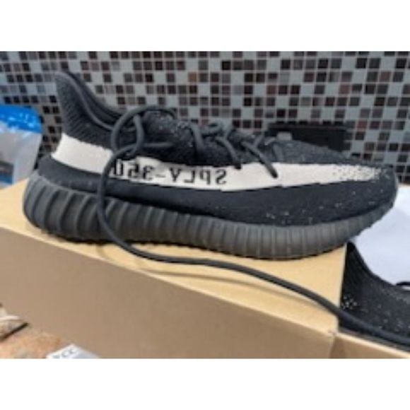 Yezzy Boost 350 V2 Oreo Brand new